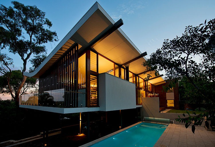 Mayfair Street House by Klopper & Davis Architects
