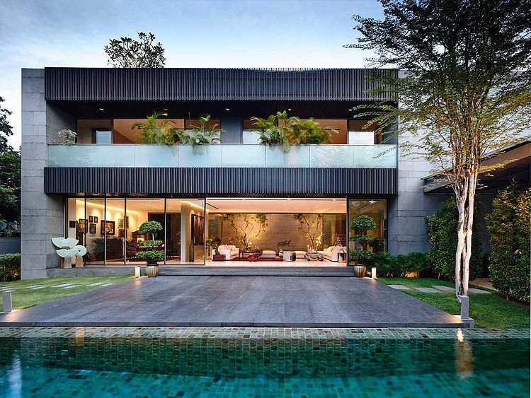 66MRN House by ONG&ONG