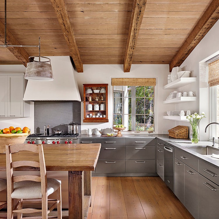 Stratford Mountain by Ryan Street & Associates