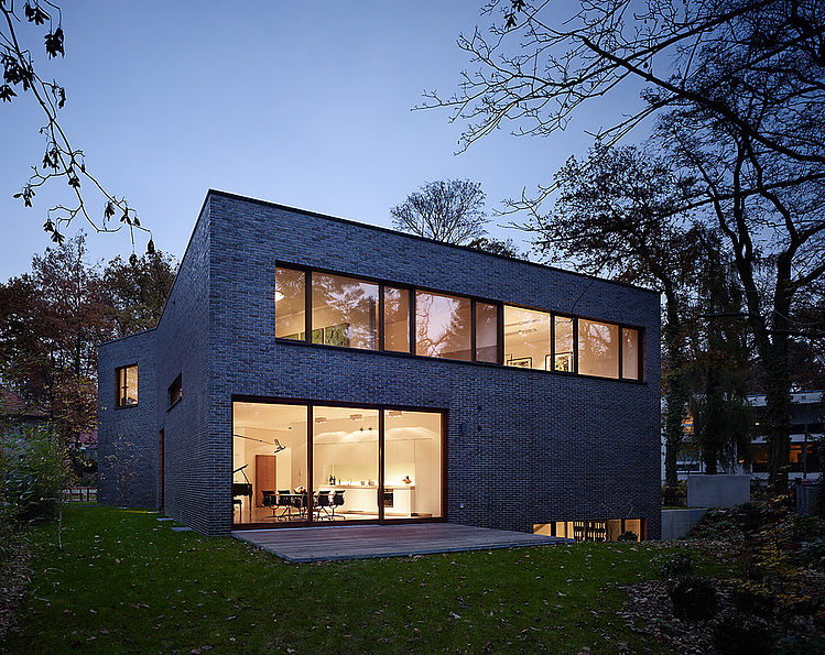 Berlin Residence by Gnädinger Architekten