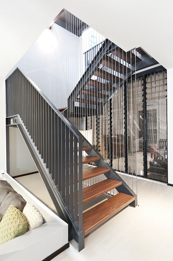 Terrace House by Architology