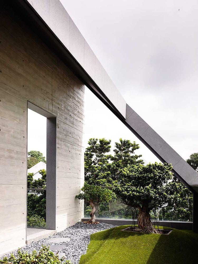 66MRN House by ONG&ONG