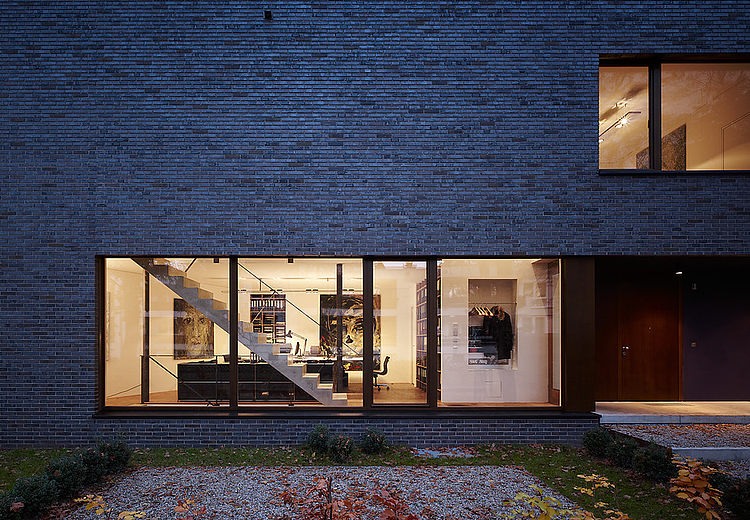 Berlin Residence by Gnädinger Architekten