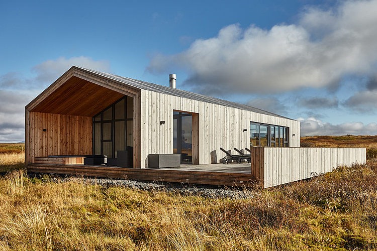 Dynjandisvegur Retreat by Tonnatak