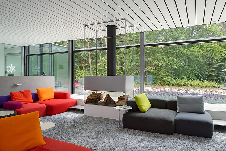Bungalow by Borren Staalenhoef Architecten