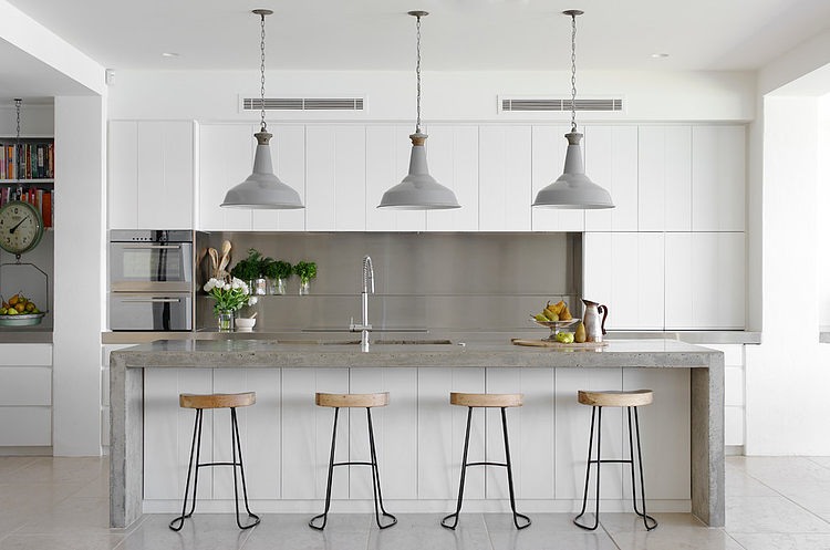 Beach House by Walter Barda Design