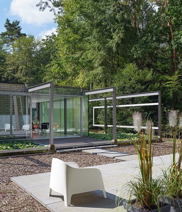 Bungalow by Borren Staalenhoef Architecten