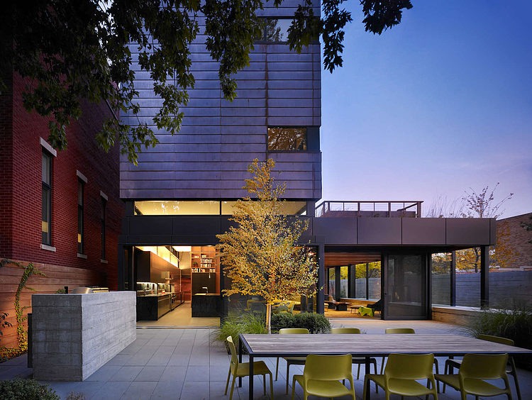 Orchard Willow Residence by Wheeler Kearns Architects