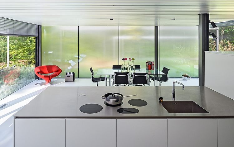 Bungalow by Borren Staalenhoef Architecten