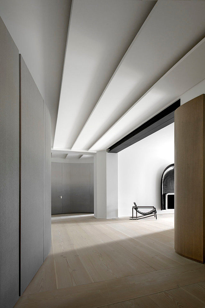 Paris 16 by Bernard Touillon
