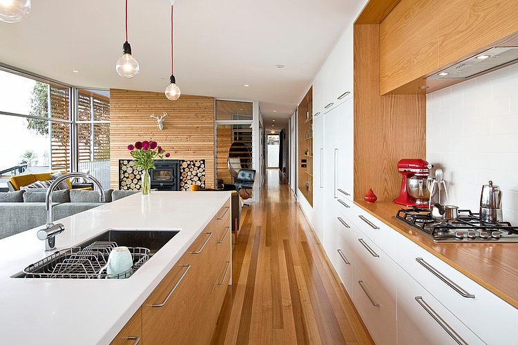 Crump House by Room 11