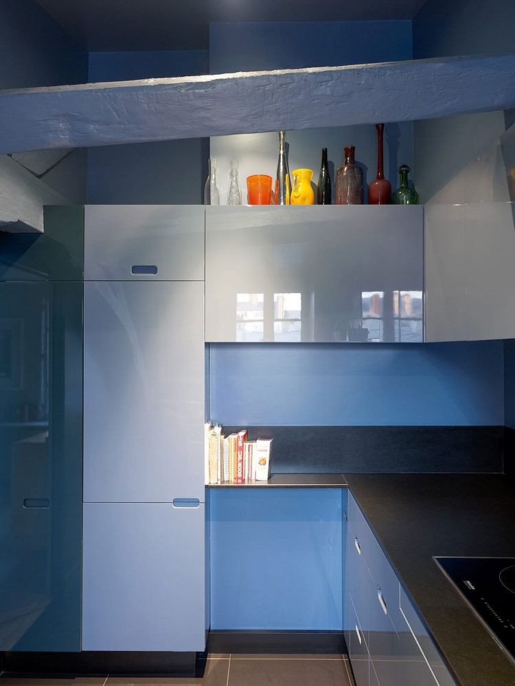 Apartment in Paris by Régis Larroque