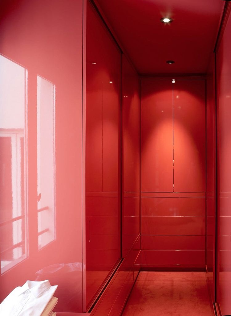 Apartment in Paris by Régis Larroque