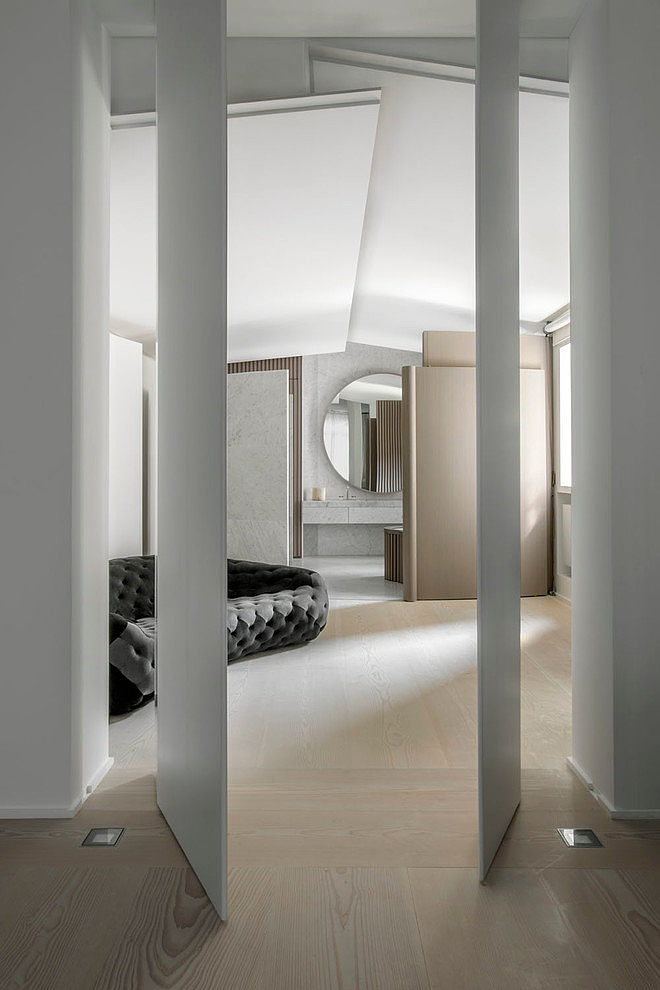 Paris 16 by Bernard Touillon