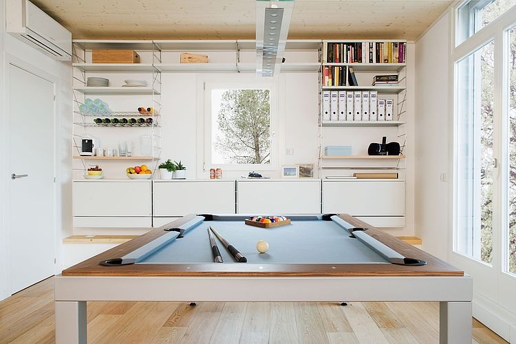 Prefab Retreat by Noem