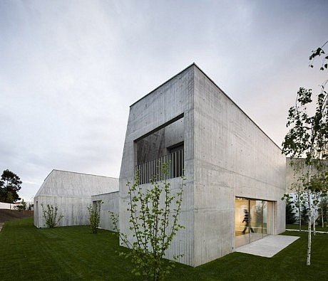 House in Ovar by Paula Santos - 1