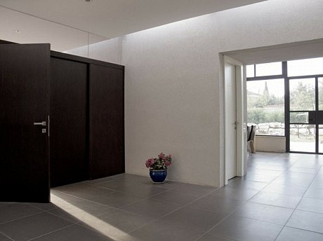 The Beam House by Uri Cohen Architects - 6