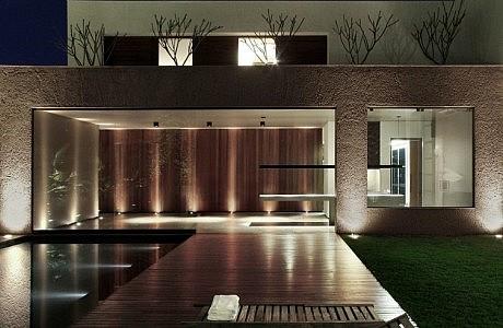 FF House by Guilherme Torres