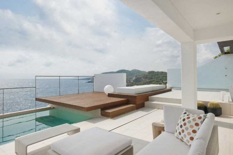 The Dupli Dos Residence by Juma Architects