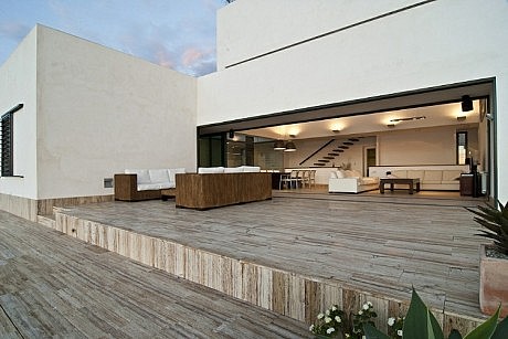 AA House by MVN Architects - 3