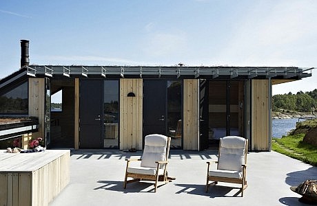Summer House Skatoy by Filter Arkiteketer