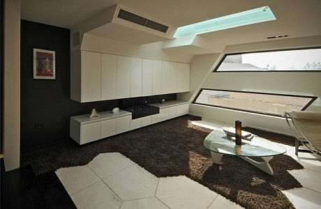 The Hive Apartment by ITN Architects