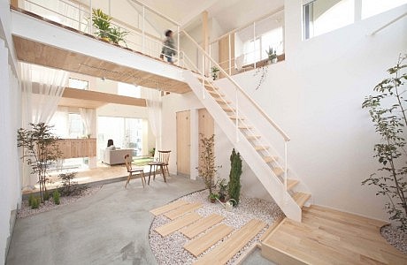 Kofunaki House by ALTS Design Office