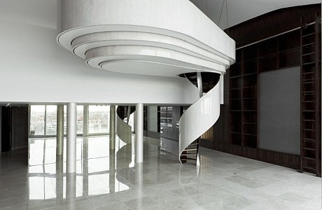 Riverside Penthouse by Foster Lomas