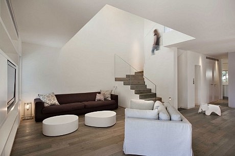 Tel-Aviv Residence by Levy:Chamizer Architects - 1