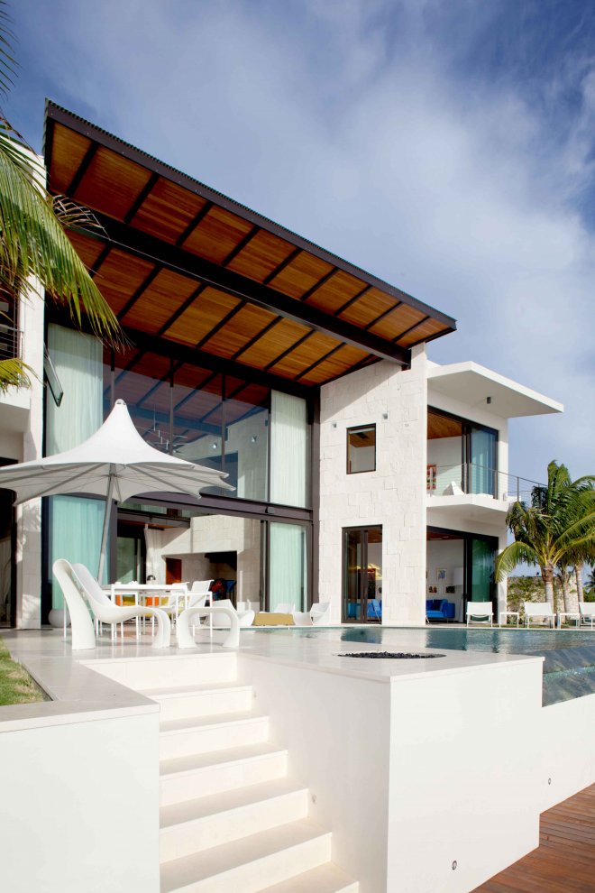 Bonaire House by Silberstein Architecture
