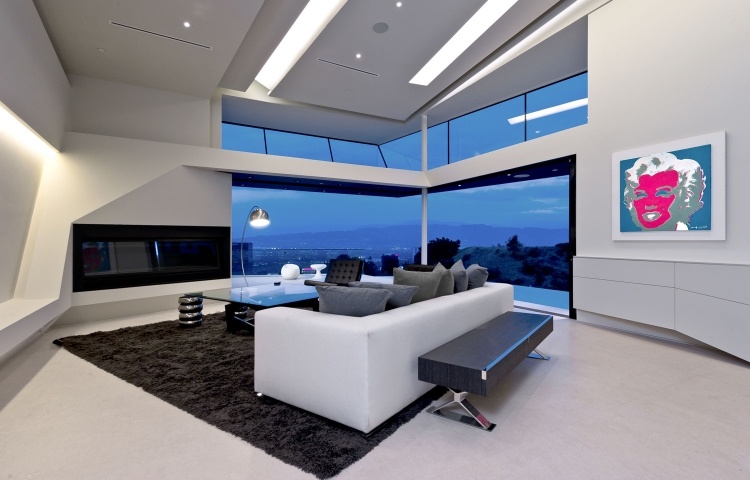Contemporary LA Residence by VOID Inc.