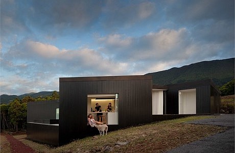 C/Z House by SAMI-arquitectos