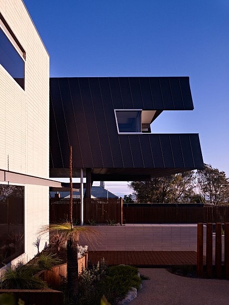 Coronet Grove Residence by Maddison Architects - 6