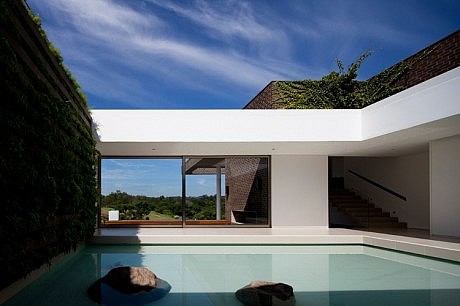 HS House by Studio Arthur Casas - 7