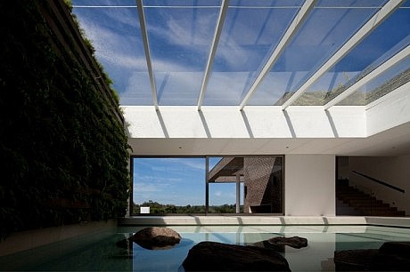 HS House by Studio Arthur Casas - 8