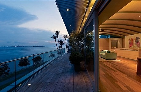 Beacon House by WOW Architects