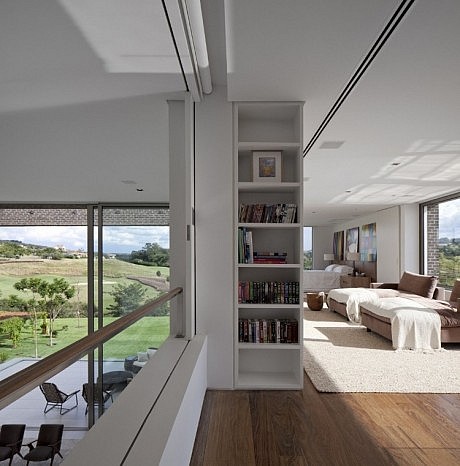 HS House by Studio Arthur Casas - 18