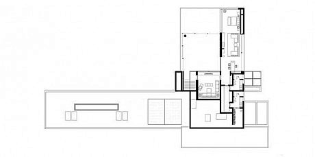 HS House by Studio Arthur Casas - 26