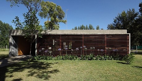 BA House by BAK Arquitectos - 1