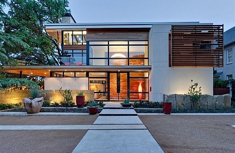 Caruth Boulevard Residence by Tom Reisenbichler