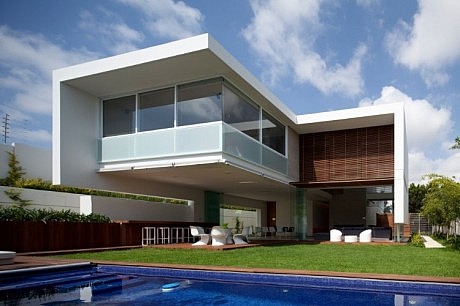 Casa FF by Hernandez Silva Arquitectos - 1