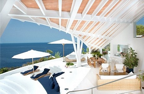 Luxurious Property in Cala Marmacen