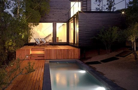 Pangal Refuge by emA_Arquitectos