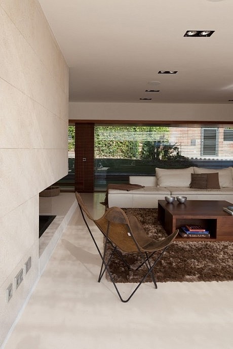 Ballterra House by YLAB - 2