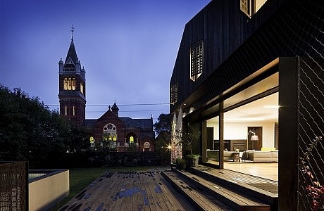 Twin Peaks House by Jackson Clements Burrows Architects