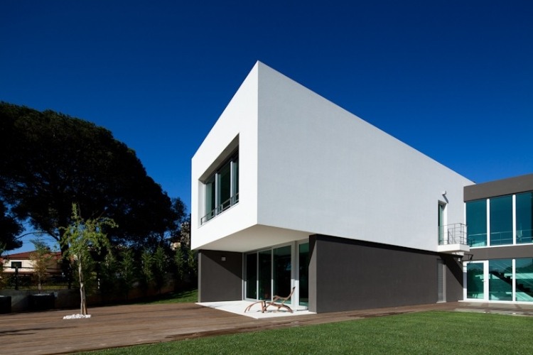 Godiva House by Empty Space Arquitectura