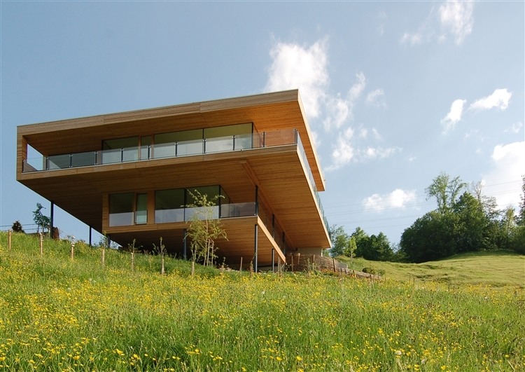 Walensee House by k_m Architektur