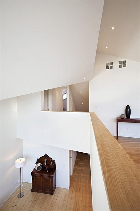 Blurred House by Bild Architects - 7