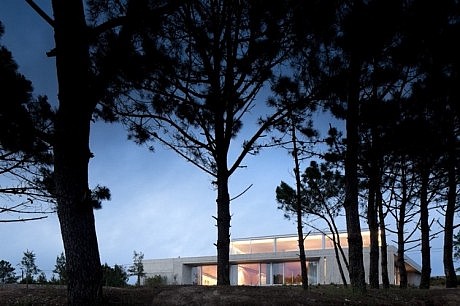 House Rainha by Bruno Erpicum & Partners - 7