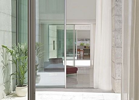 House in Moreira by Phyd Arquitectura - 7